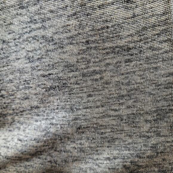 Gibson & Latimer Women Gold Metallic Knit Top V-Neckline Zipper Detail Small - Picture 7 of 9